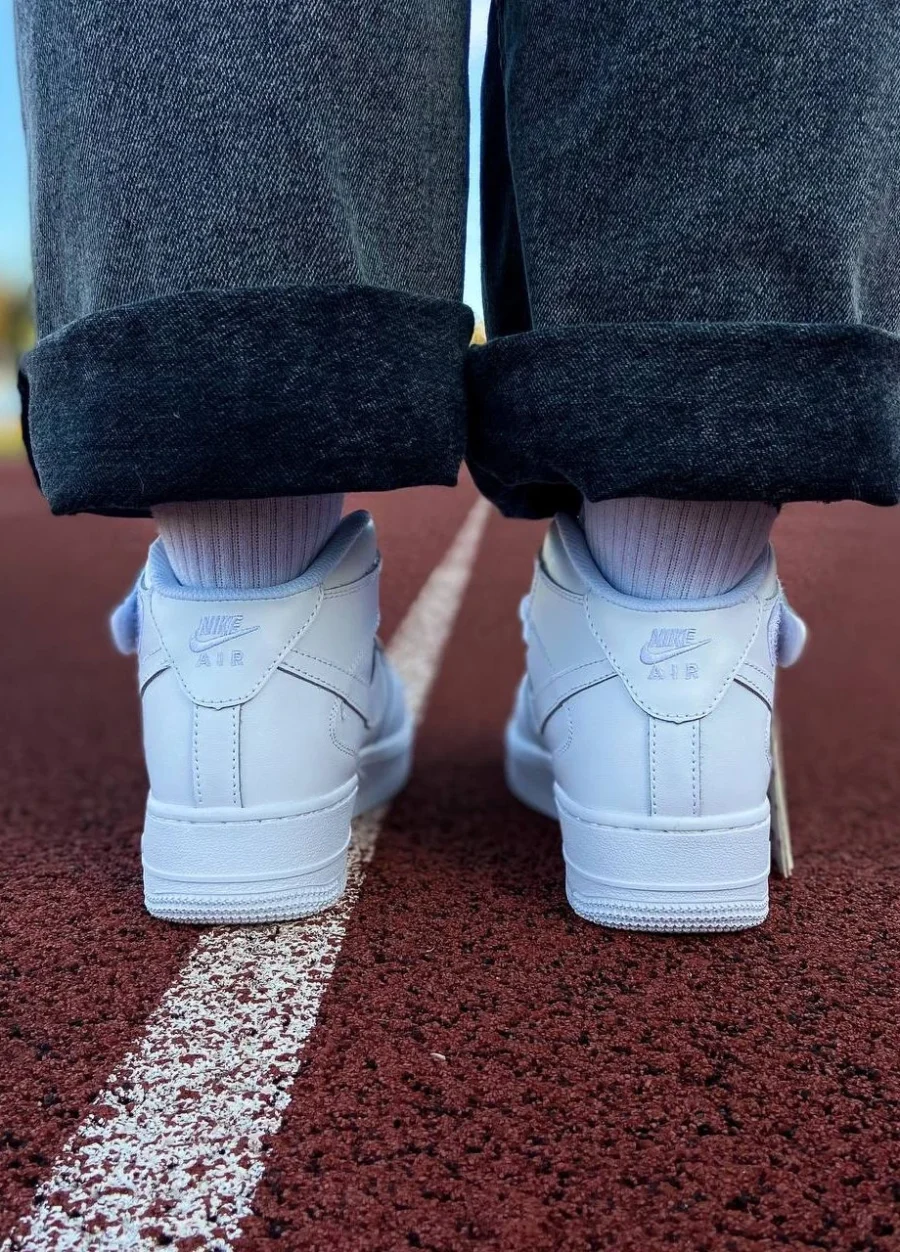 Nike Air Force 1 Mid White