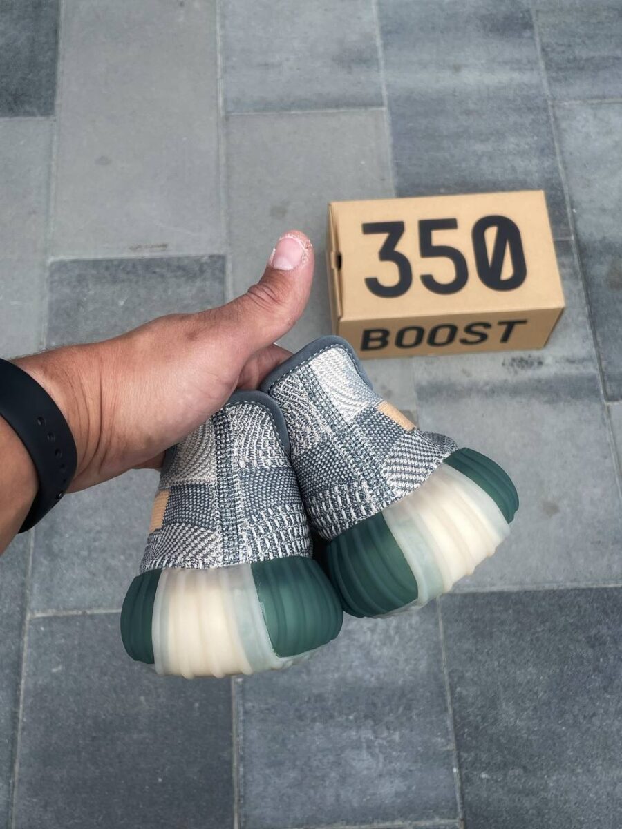 Adidas Yeezy Boost 350 V2 Israfil