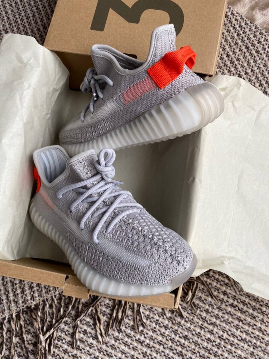 Adidas Yeezy Boost 350 v2 Tail Light