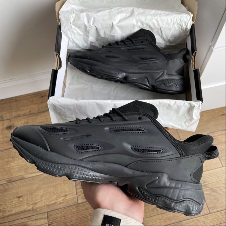 Adidas Ozweego Celox "Black"