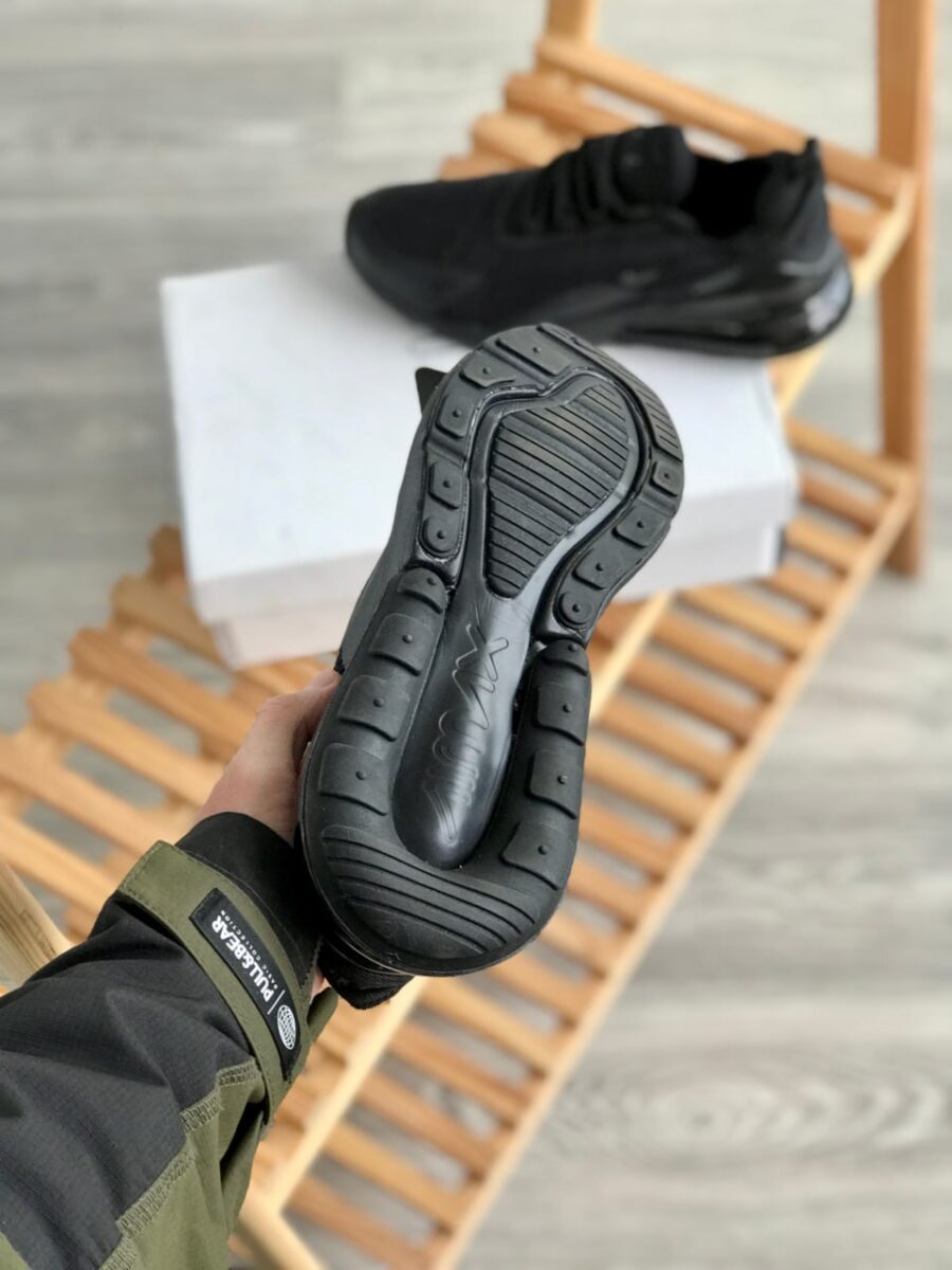 Nike Air Max 270 Triple Black