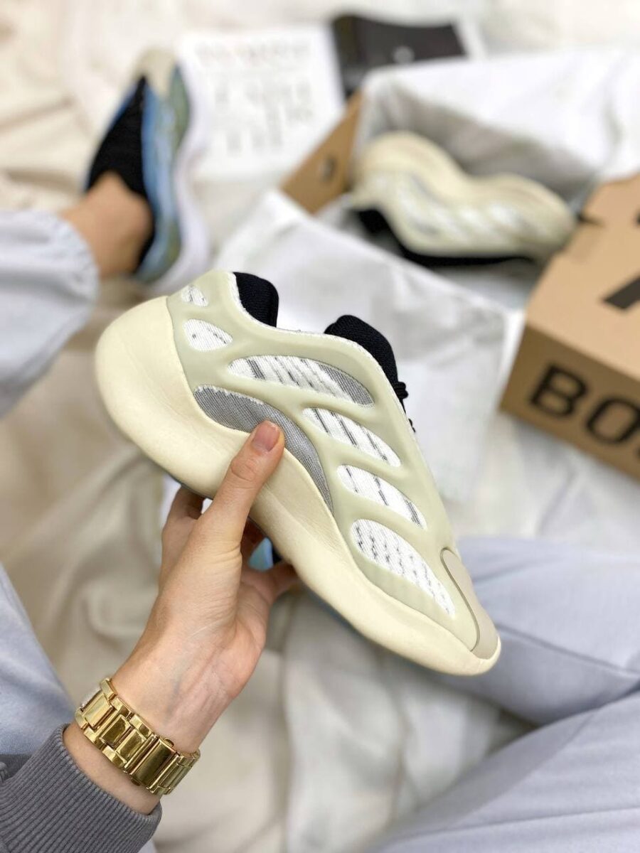 Adidas Yeezy Boost 700 V3 Azael