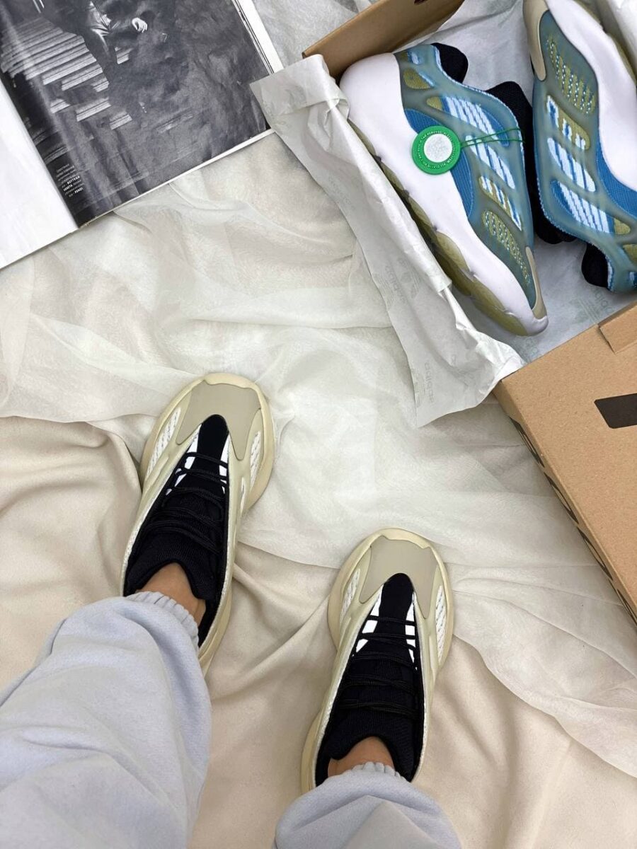 Adidas Yeezy Boost 700 V3 Azael