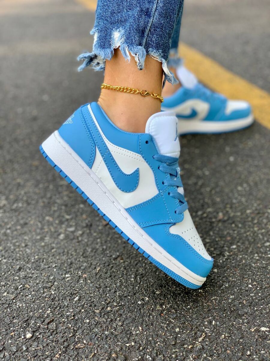 Nike Air Jordan 1 Low University Blue White