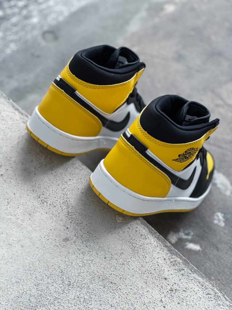 Nike Air Jordan 1 Mid Yellow Toe Black