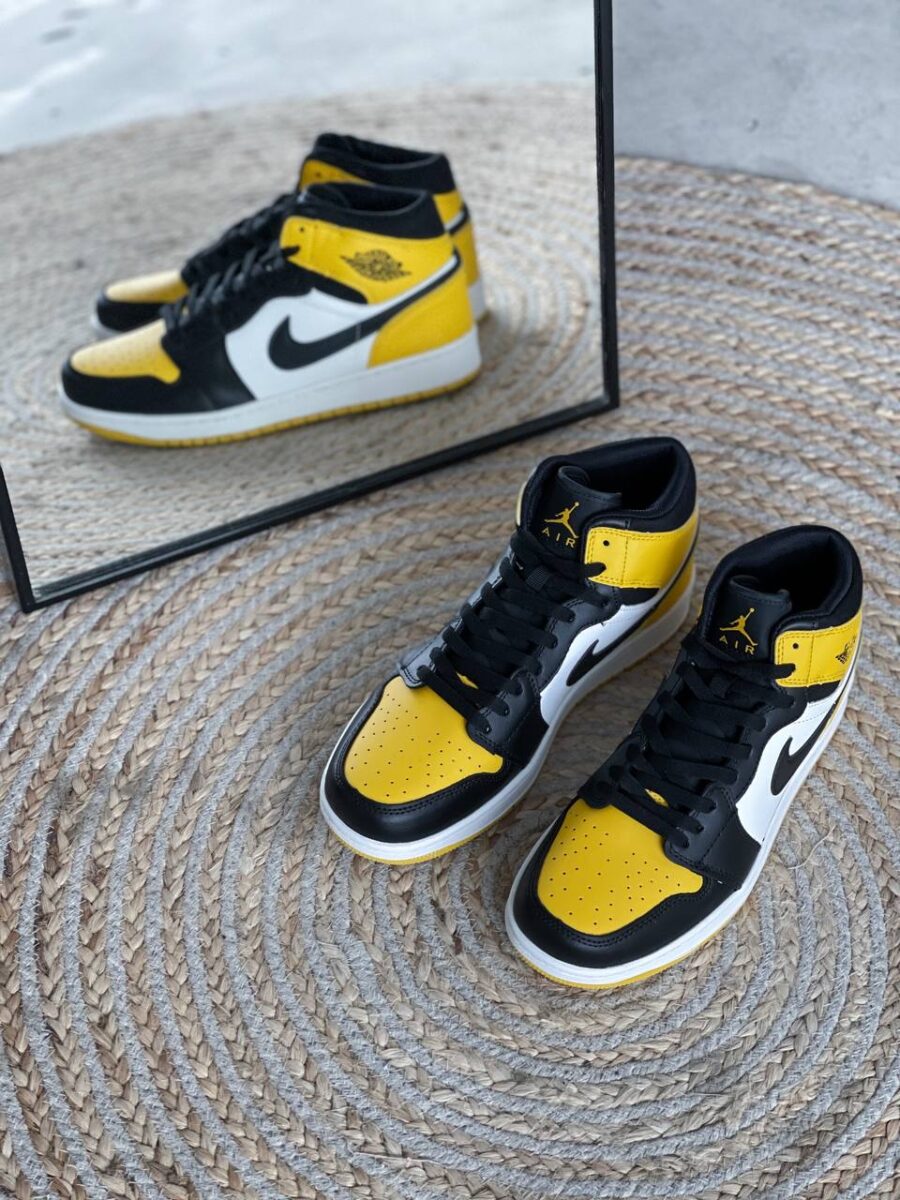 Nike Air Jordan 1 Mid Yellow Toe Black