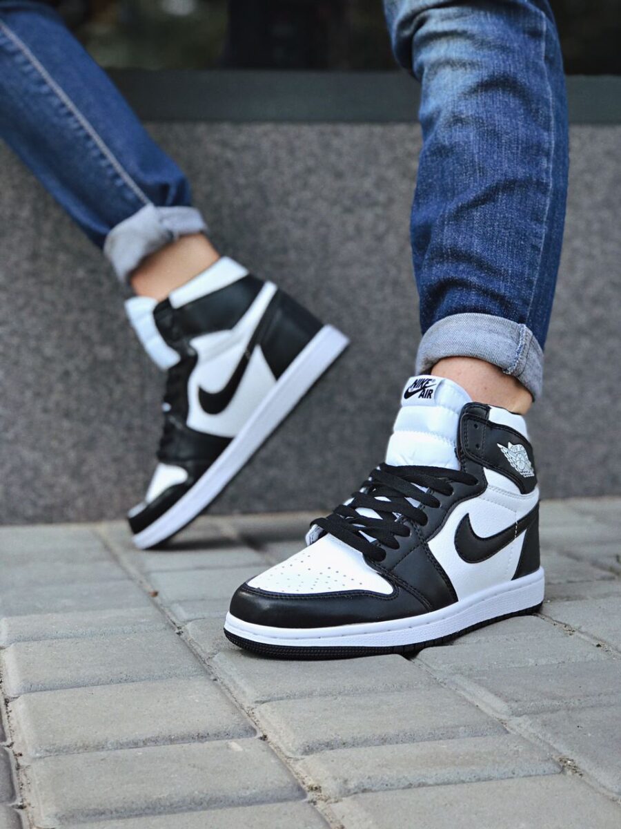 Nike Air Jordan 1 Retro High OG Black White