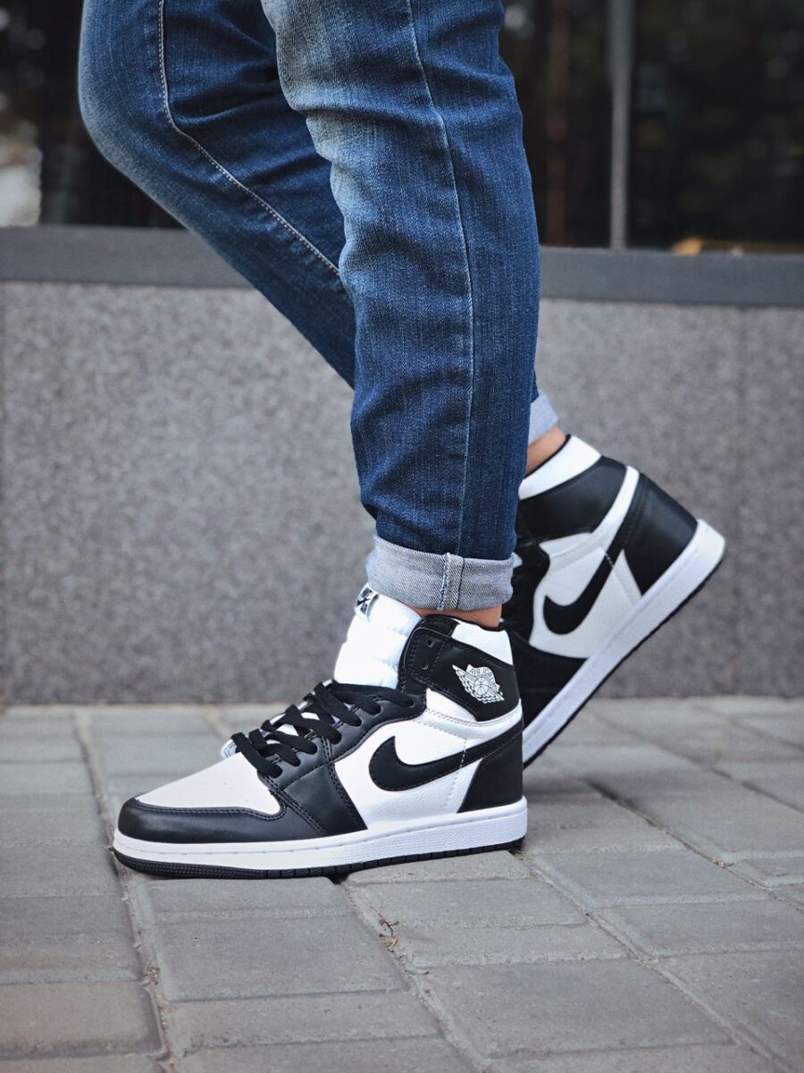 Nike Air Jordan 1 Retro High OG Black White