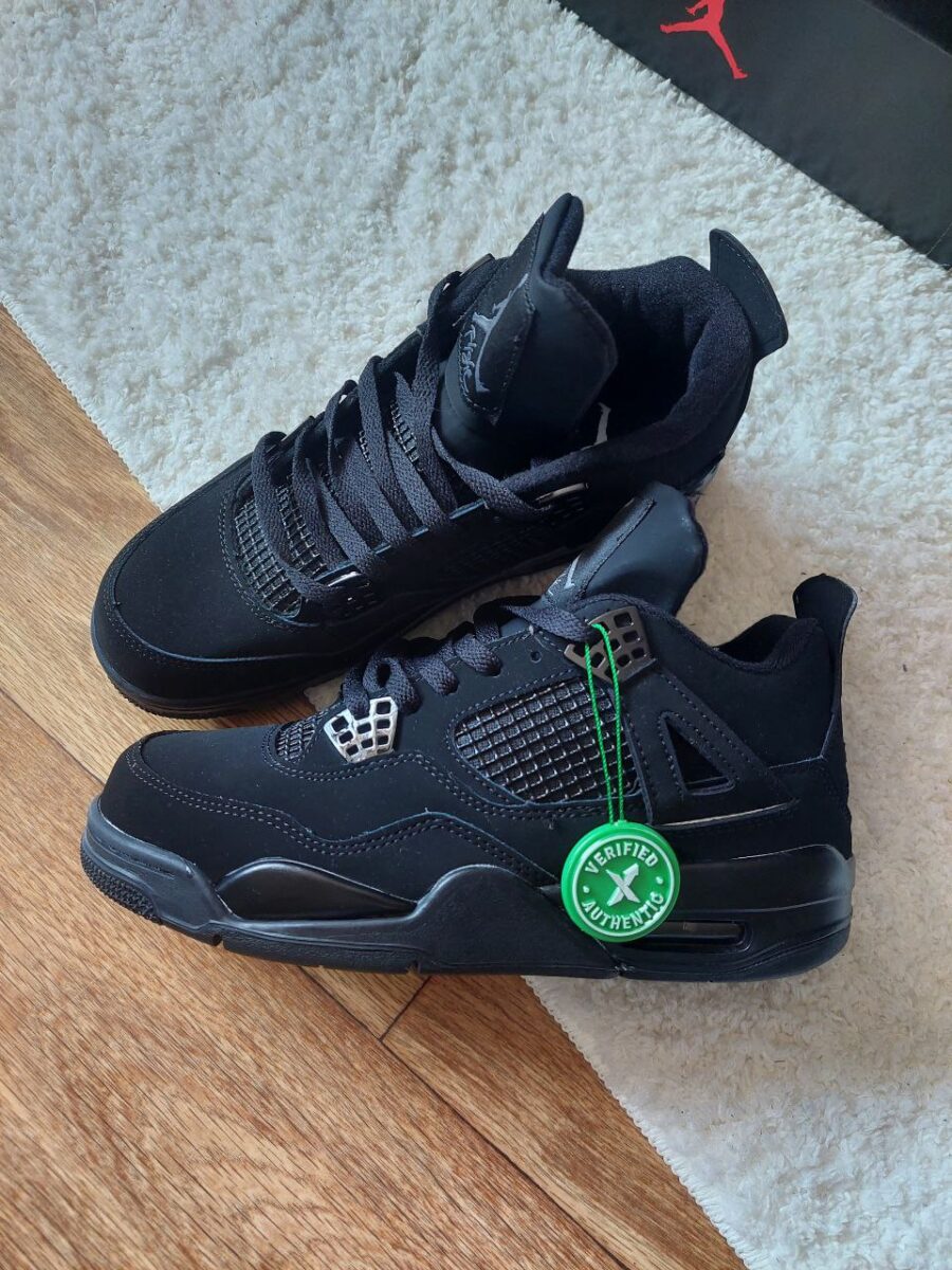 Nike Air Jordan 4 Retro Black Cat