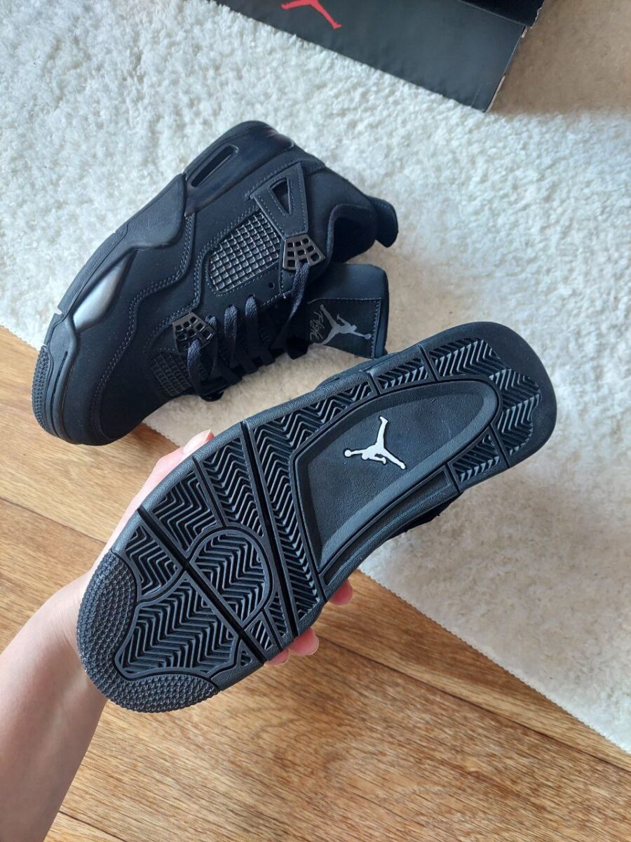 Nike Air Jordan 4 Retro Black Cat