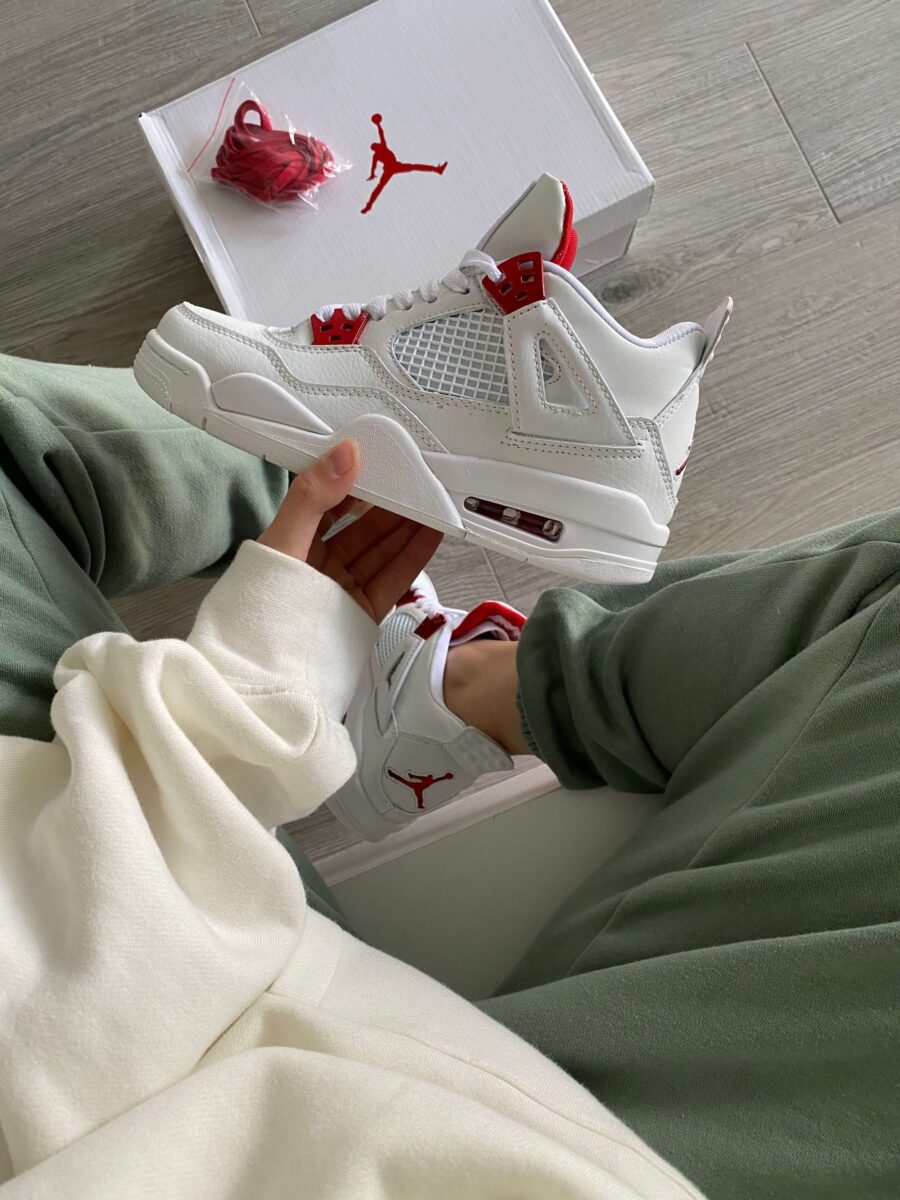 Nike Air Jordan 4 Retro Metallic Orange