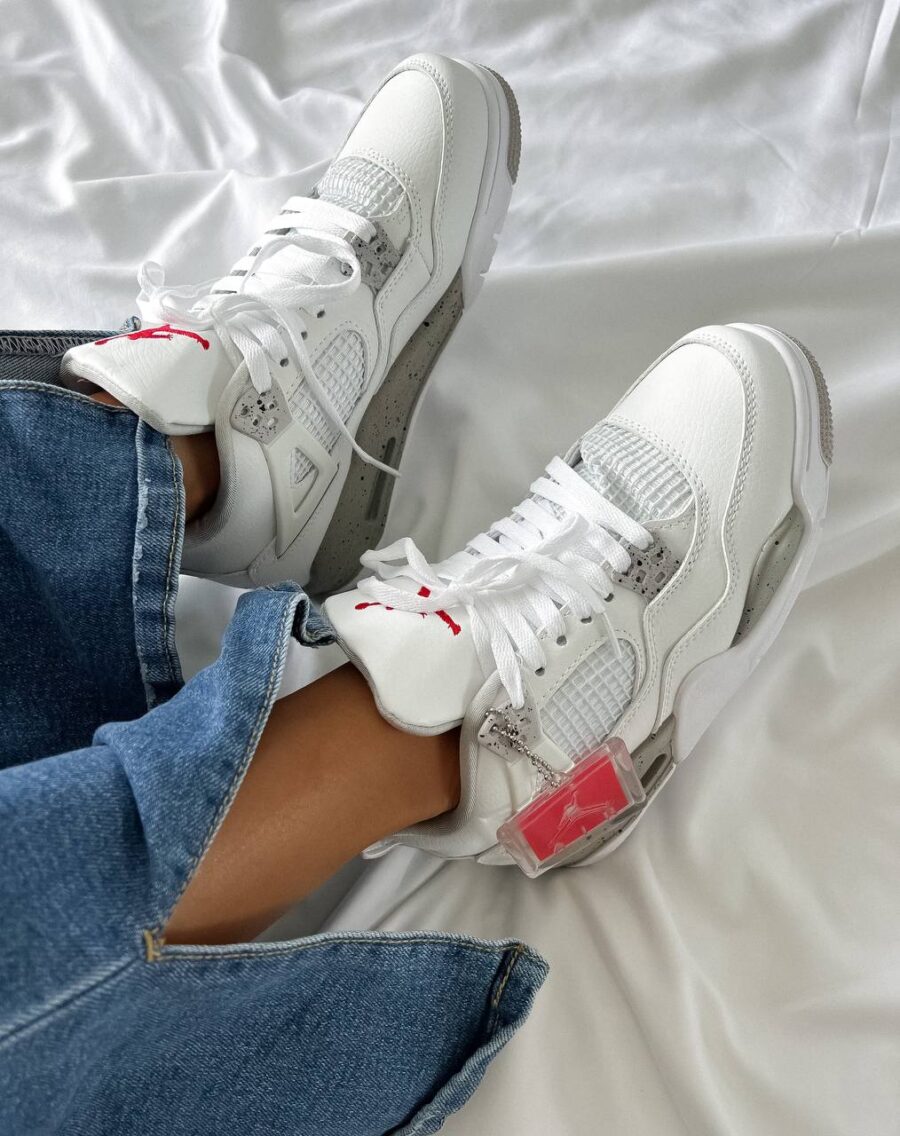 Nike Air Jordan 4 Retro White Oreo