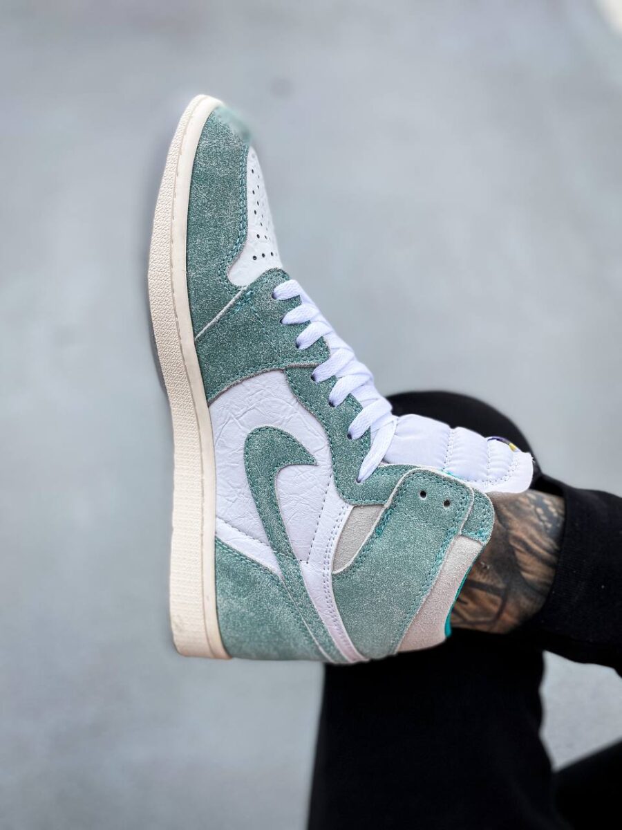 Nike Air Jordan 1 Retro High OG Turbo Green