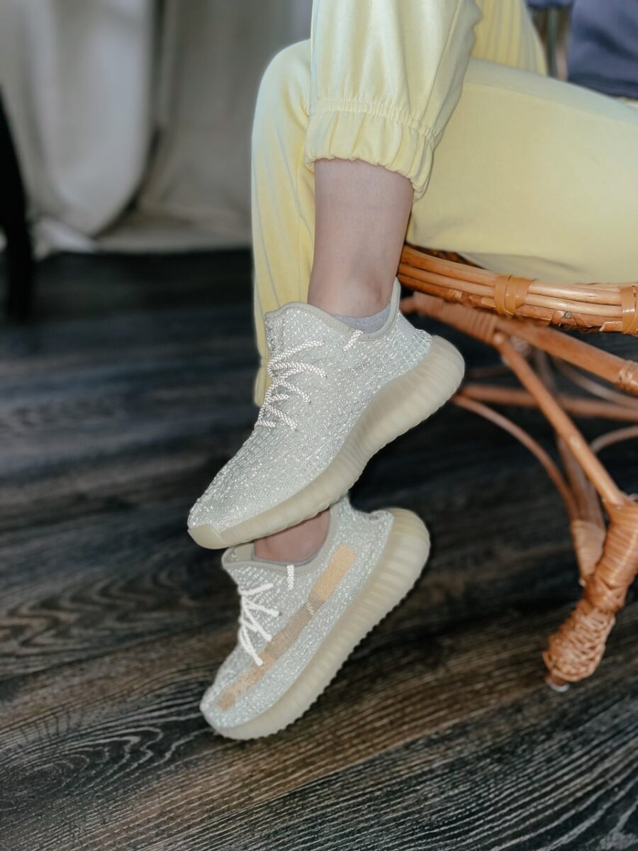 Adidas Yeezy Boost 350 v2 Lundmark Reflective