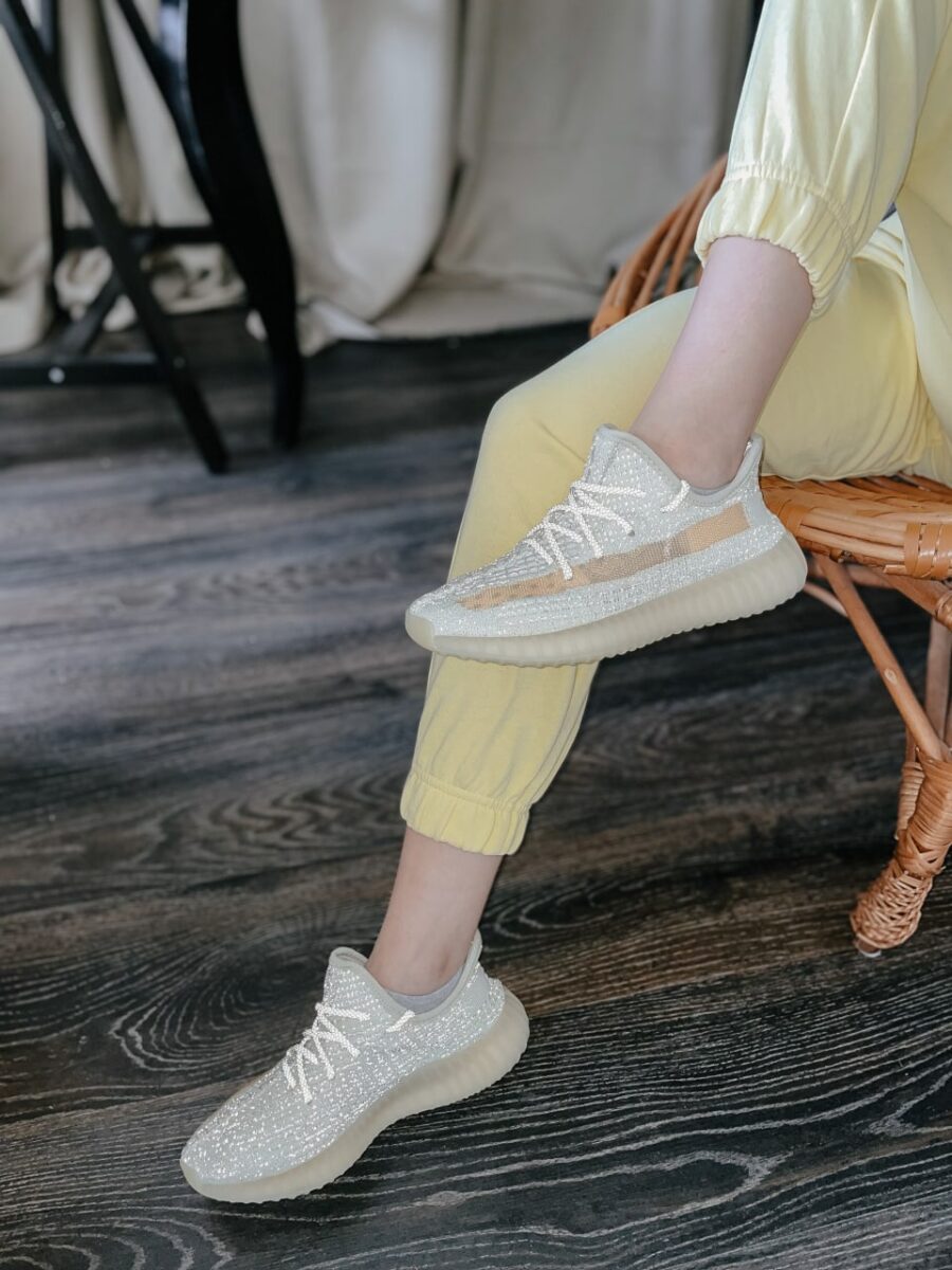 Adidas Yeezy Boost 350 v2 Lundmark Reflective