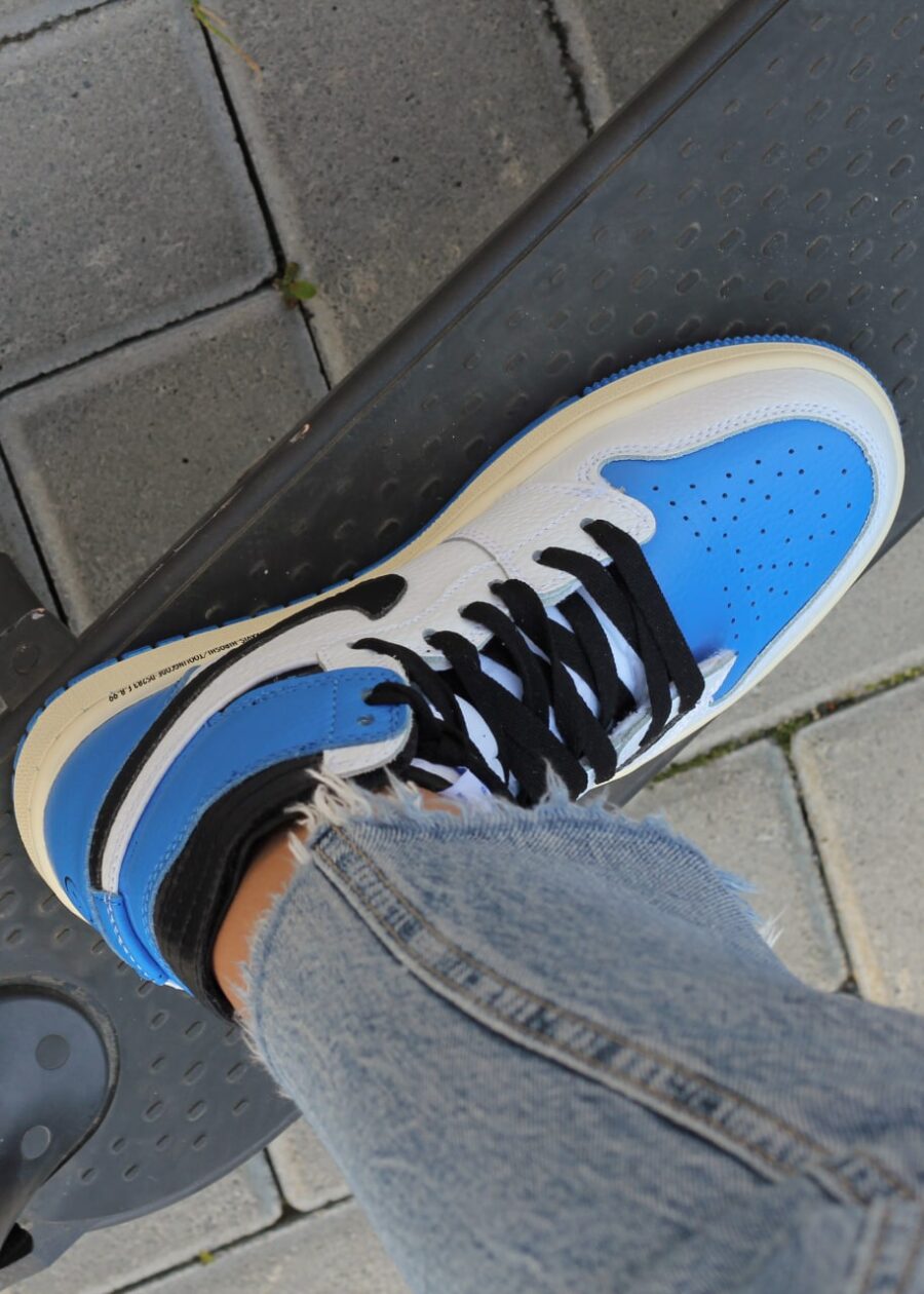 Nike Air Jordan 1 High OG SP "fragment design" x Travis Scott