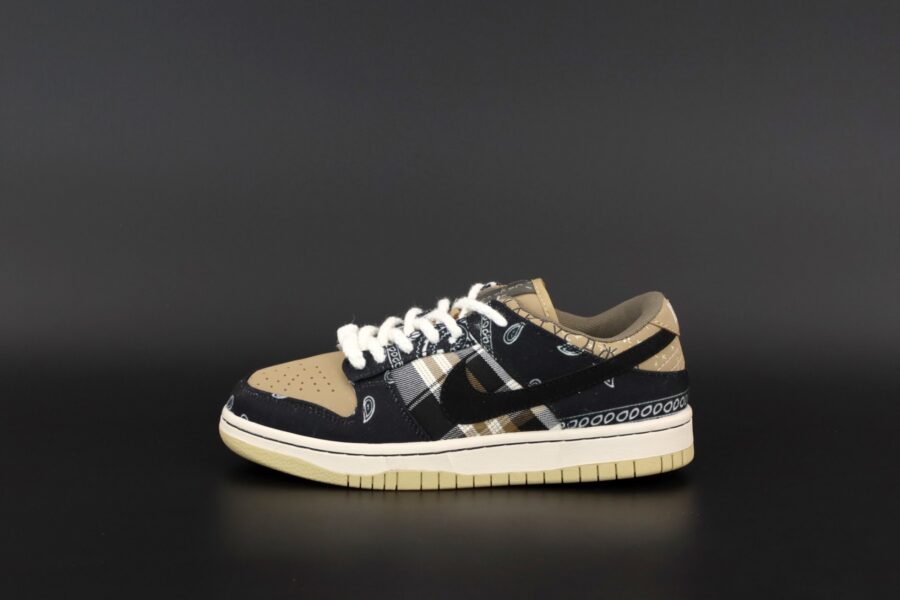 Nike SB Dunk Low Travis Scott