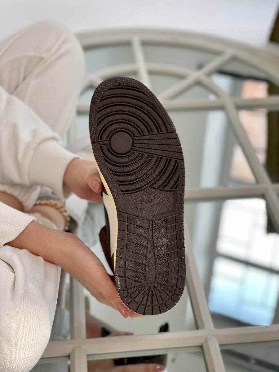 Nike Air Jordan 1 Retro High Travis Scott "Cactus Jack"