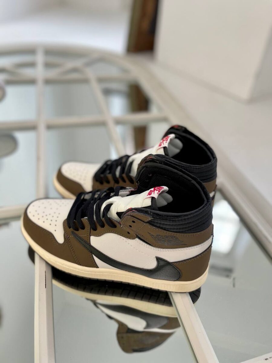 Nike Air Jordan 1 Retro High Travis Scott "Cactus Jack"