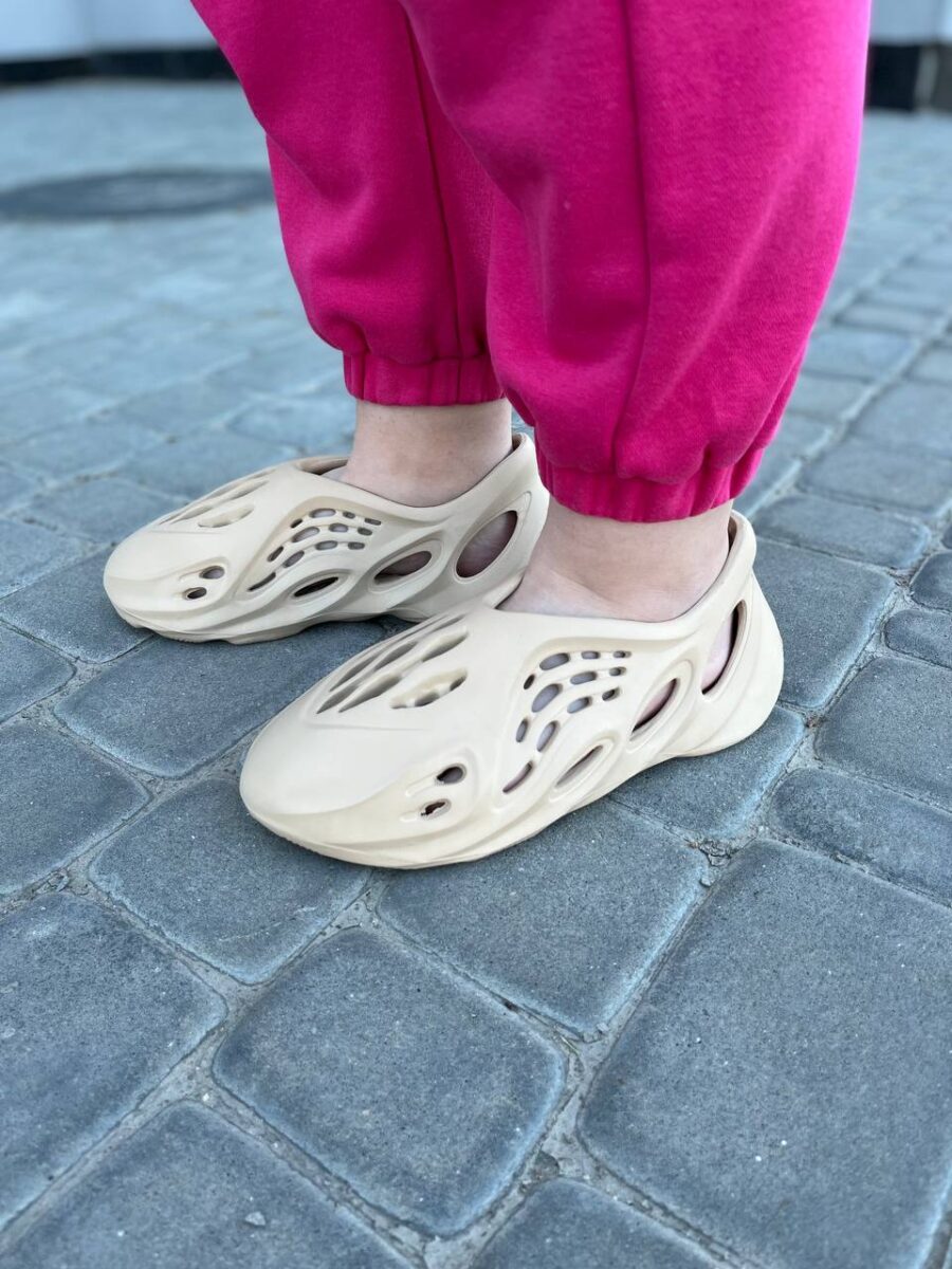 Adidas Yeezy Foam Runner Sand