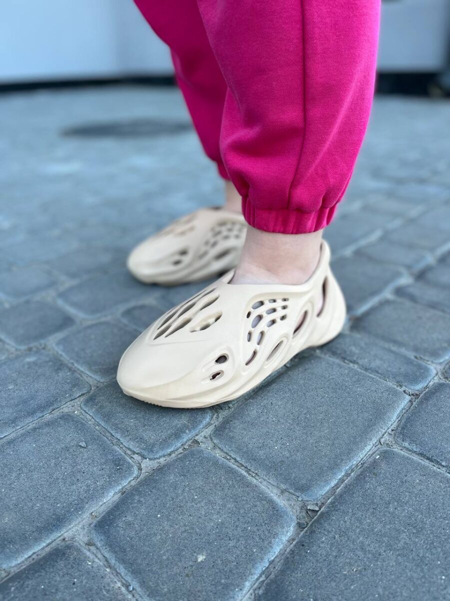Adidas Yeezy Foam Runner Sand