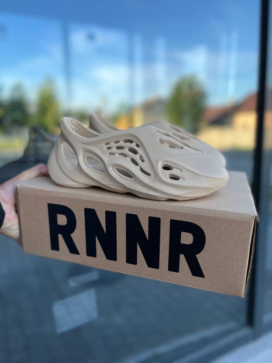 Adidas Yeezy Foam Runner Sand