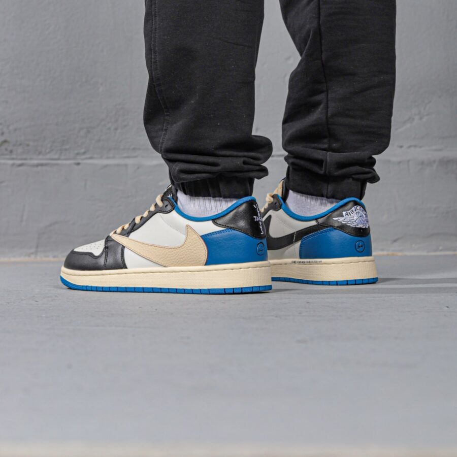 Nike Air Jordan 1 Low "Fragment" x Travis Scott