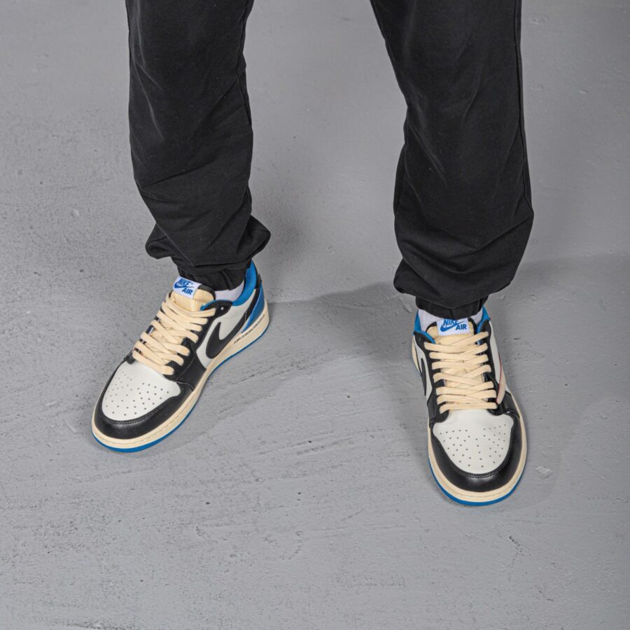 Nike Air Jordan 1 Low "Fragment" x Travis Scott