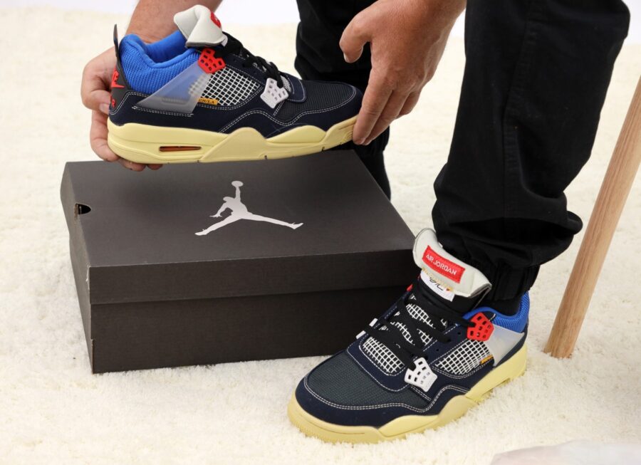 Nike Air Jordan 4 Retro x Union La Off Noir