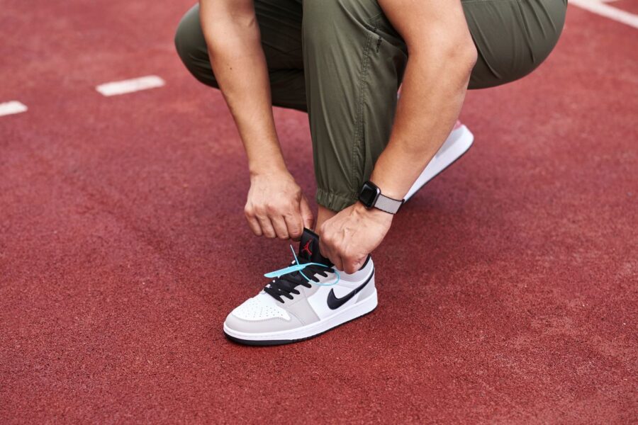 Nike Air Jordan 1 Low Light Smoke Grey