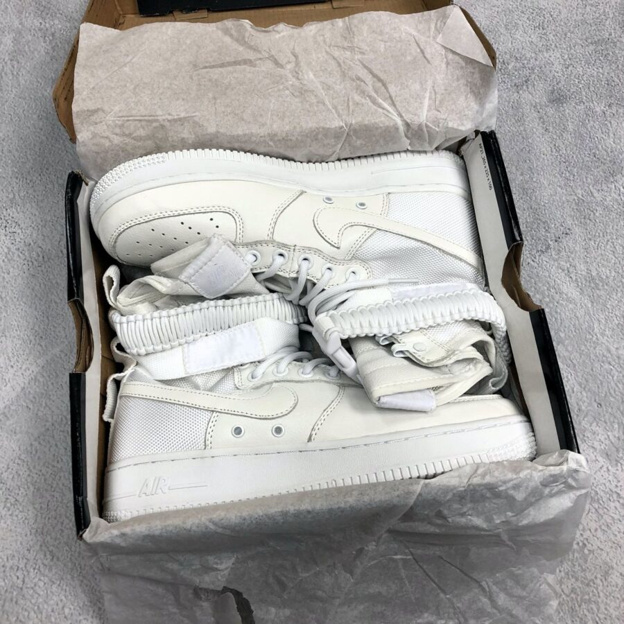 Nike Special Field Air Force 1 High Triple White