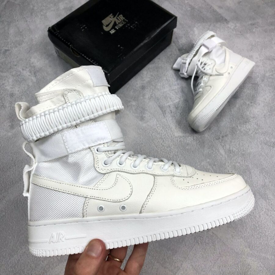 Nike Special Field Air Force 1 High Triple White