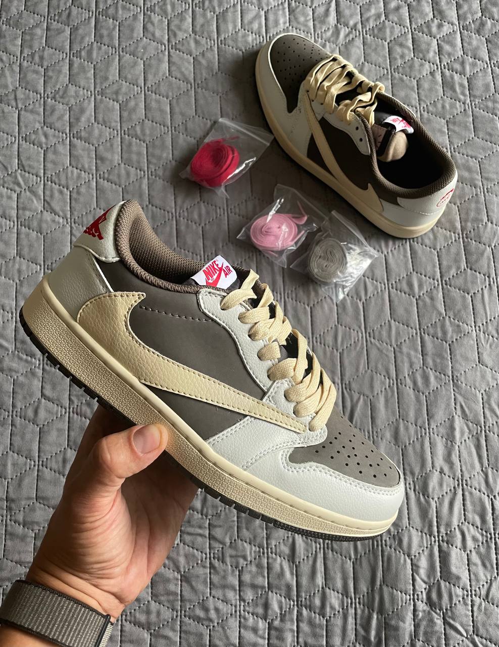 Кроссовки Nike Air Jordan 1 Low OG x Travis Scott Reverse