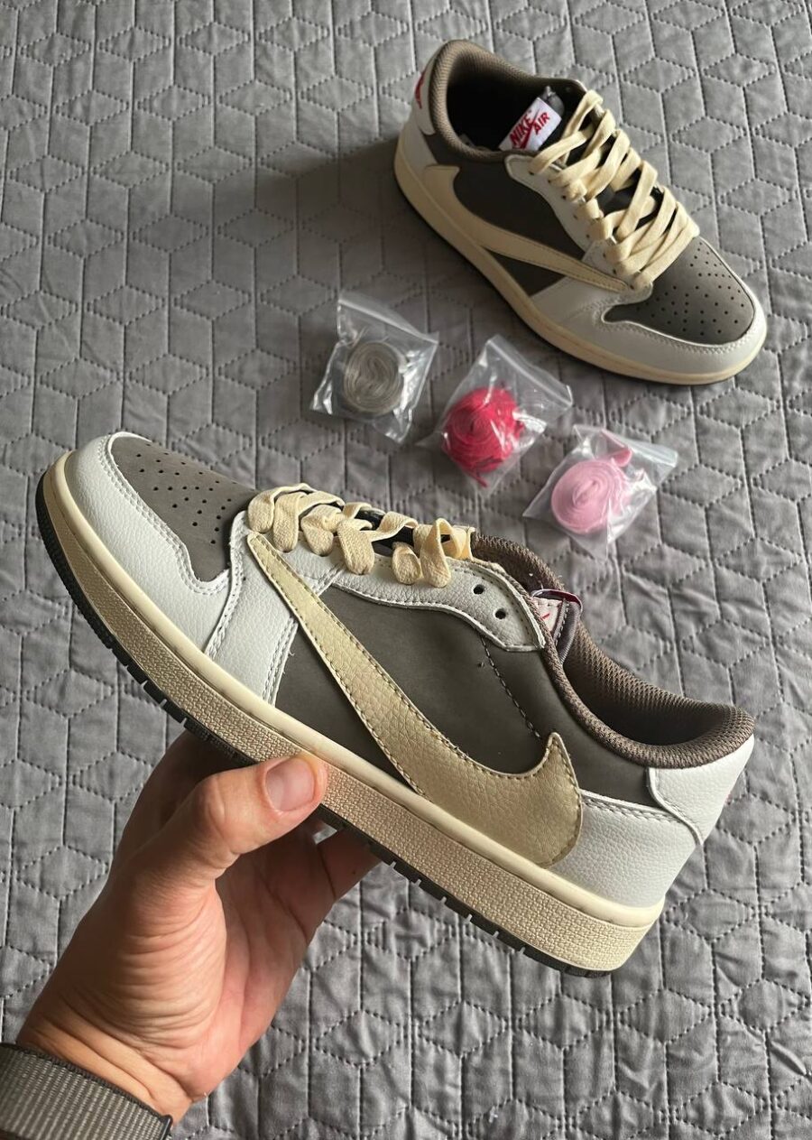 Nike Air Jordan 1 Low OG x Travis Scott "Reverse Mocha"