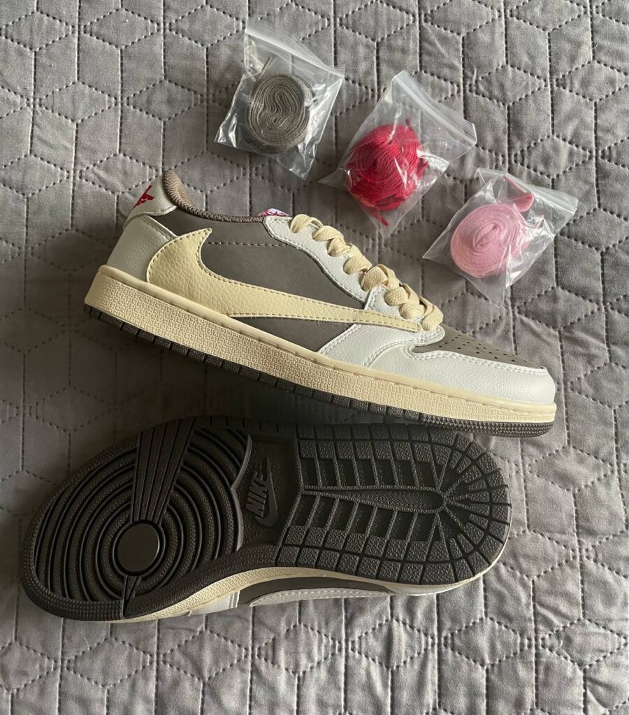 Nike Air Jordan 1 Low OG x Travis Scott "Reverse Mocha"