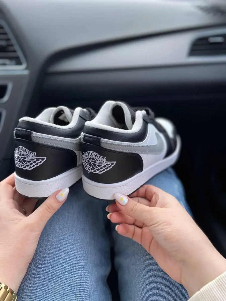 Nike Air Jordan 1 Low Black Medium Grey