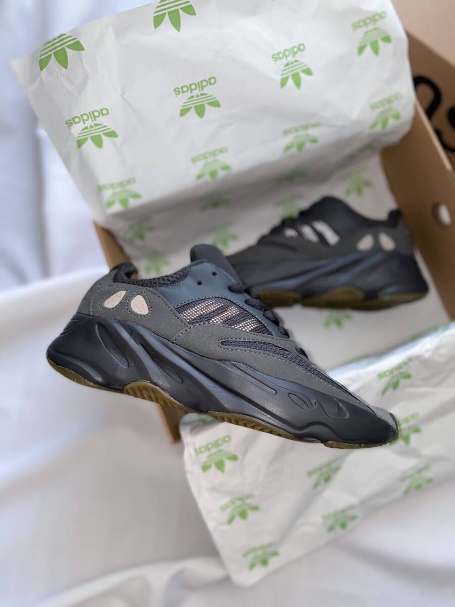 Adidas Yeezy Boost 700 "Utility Black"