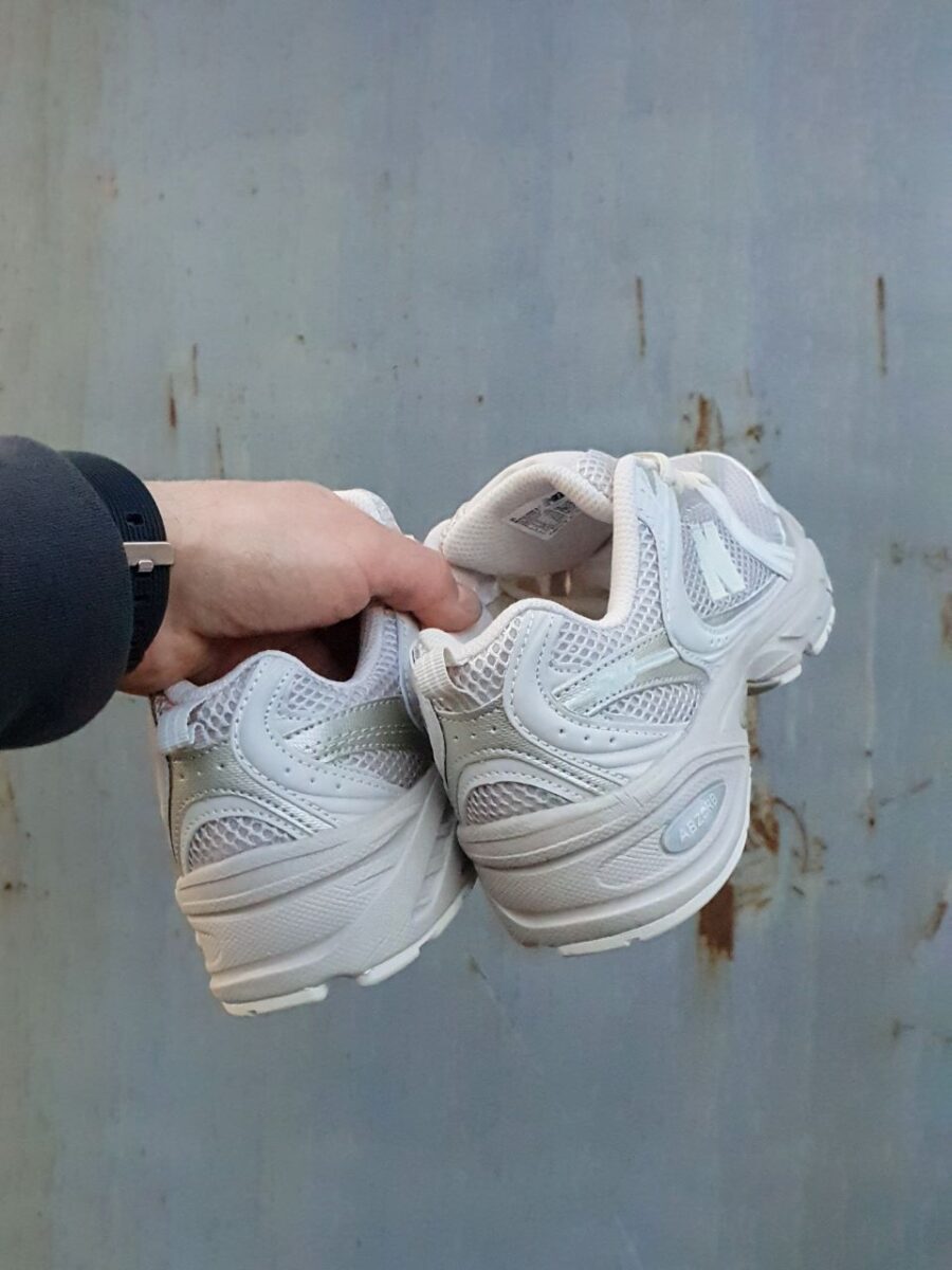 New Balance 530 Beige 4