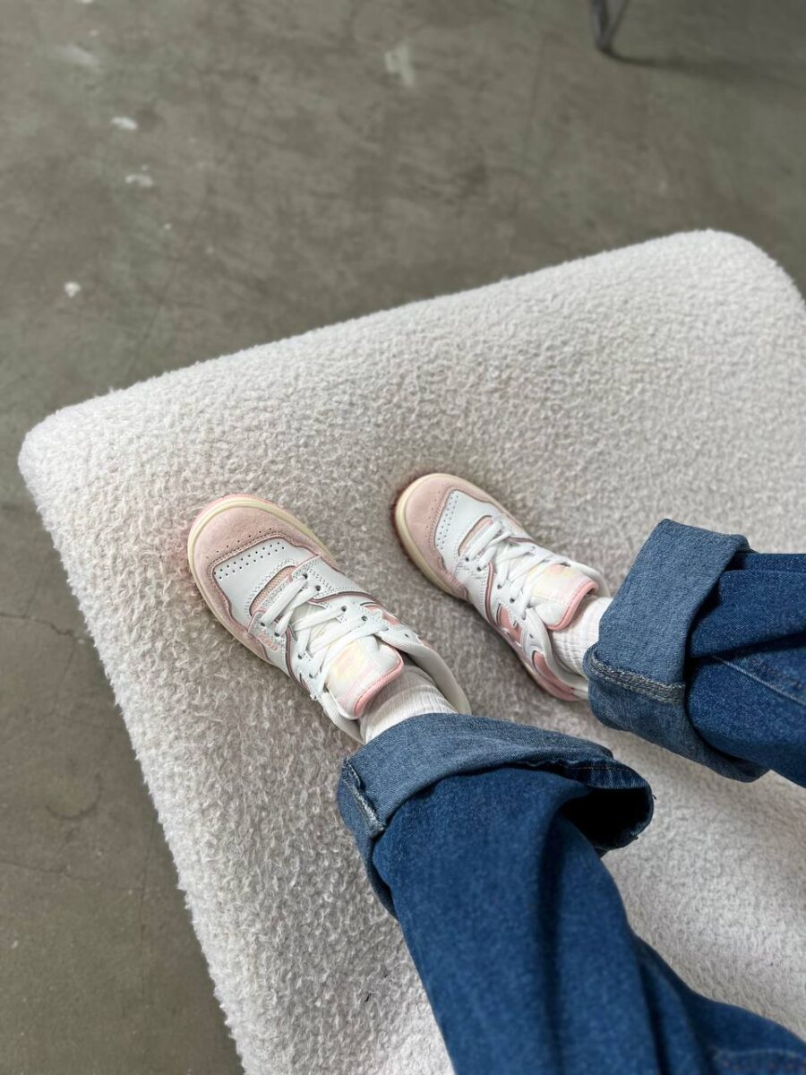 New Balance 550 Rose 4
