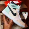 Nike Air Jordan 1 High Retro CMFT EASTER 2