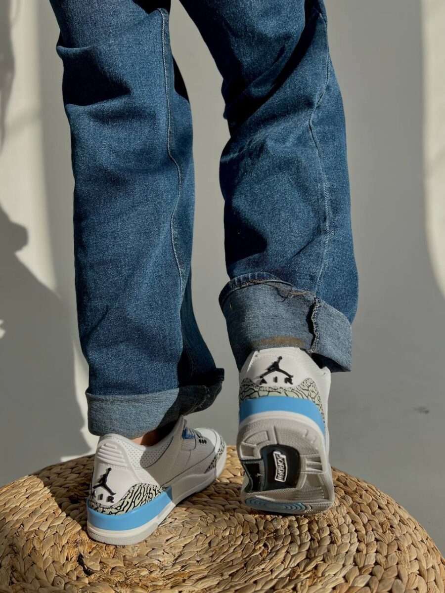 Nike Air Jordan 3 Retro UNC 2