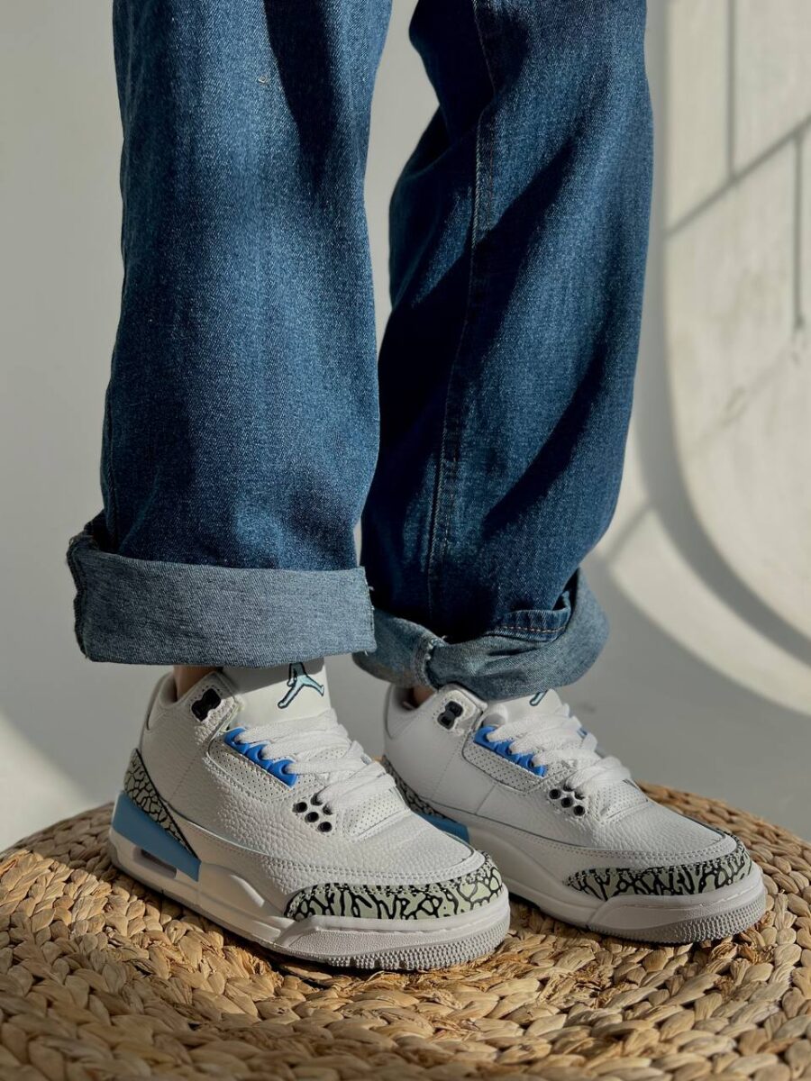 Nike Air Jordan 3 Retro UNC 4