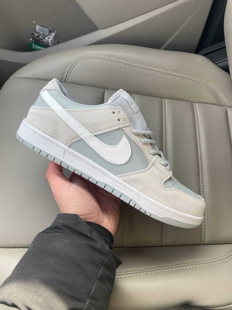 https://neonshoes.com.ua/product/krossovky-nike-dunk-low-sb-summit-white/