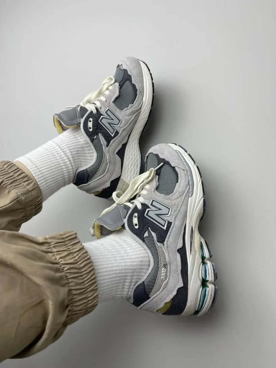 New Balance 2002R Protection Pack Rain Cloud