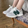 New Balance 327 Timberwolf Green