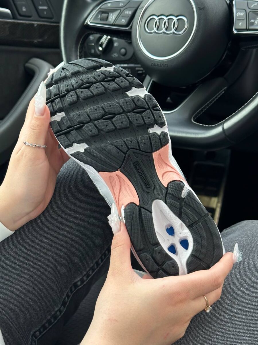 New Balance 530 White Light Pink 3