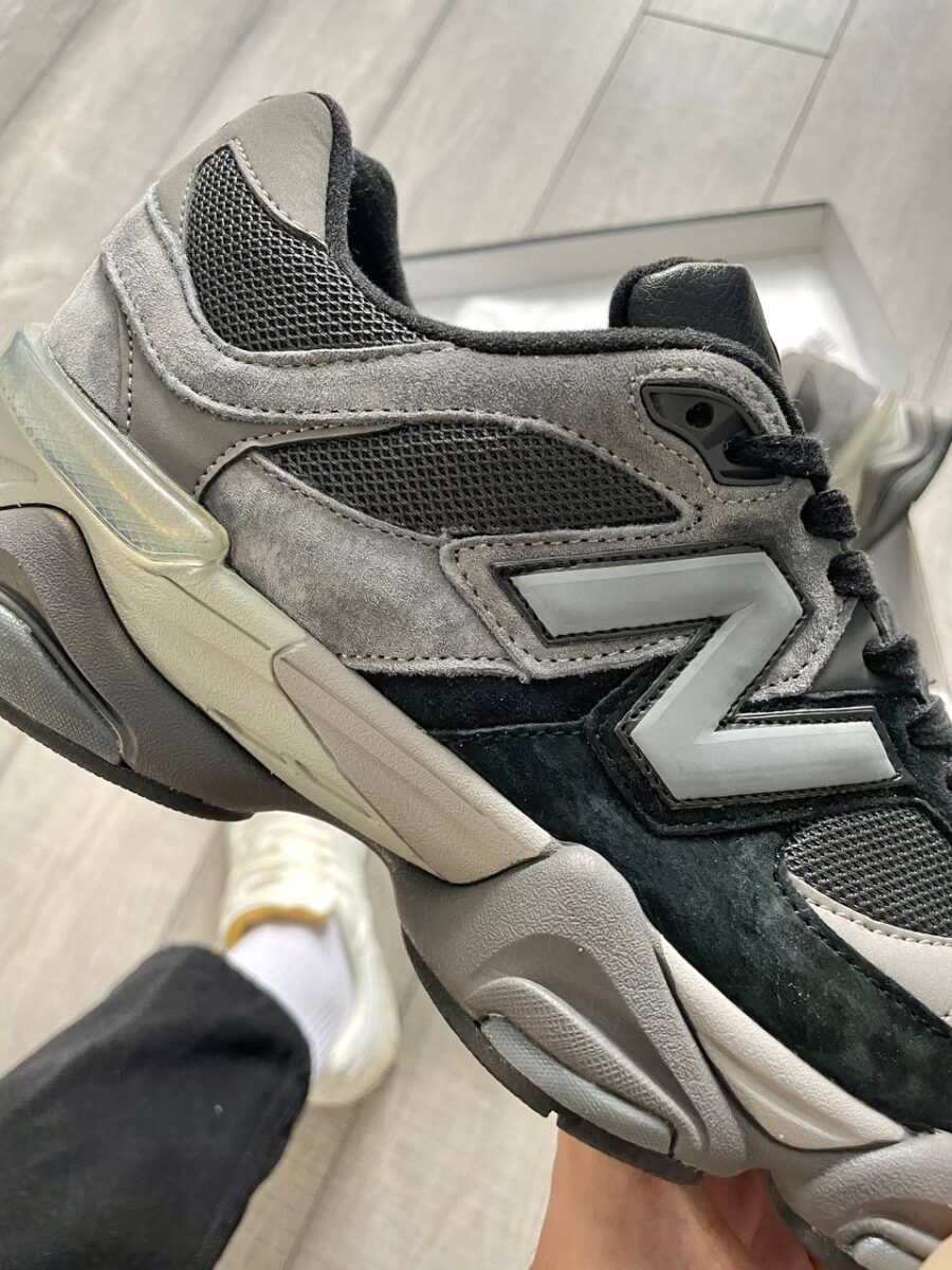 New Balance 9060 Black Castlerock