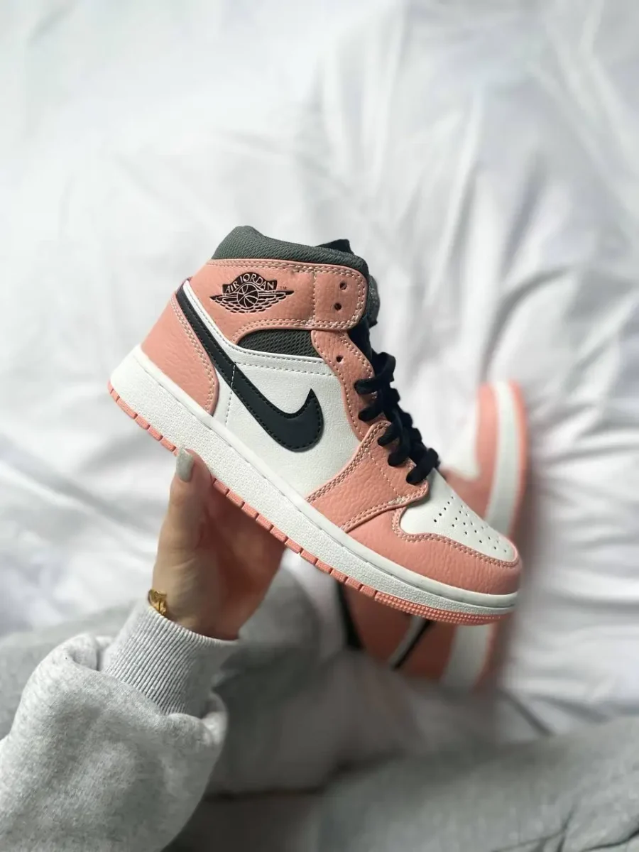 Nike Air Jordan 1 Mid Pink Quartz