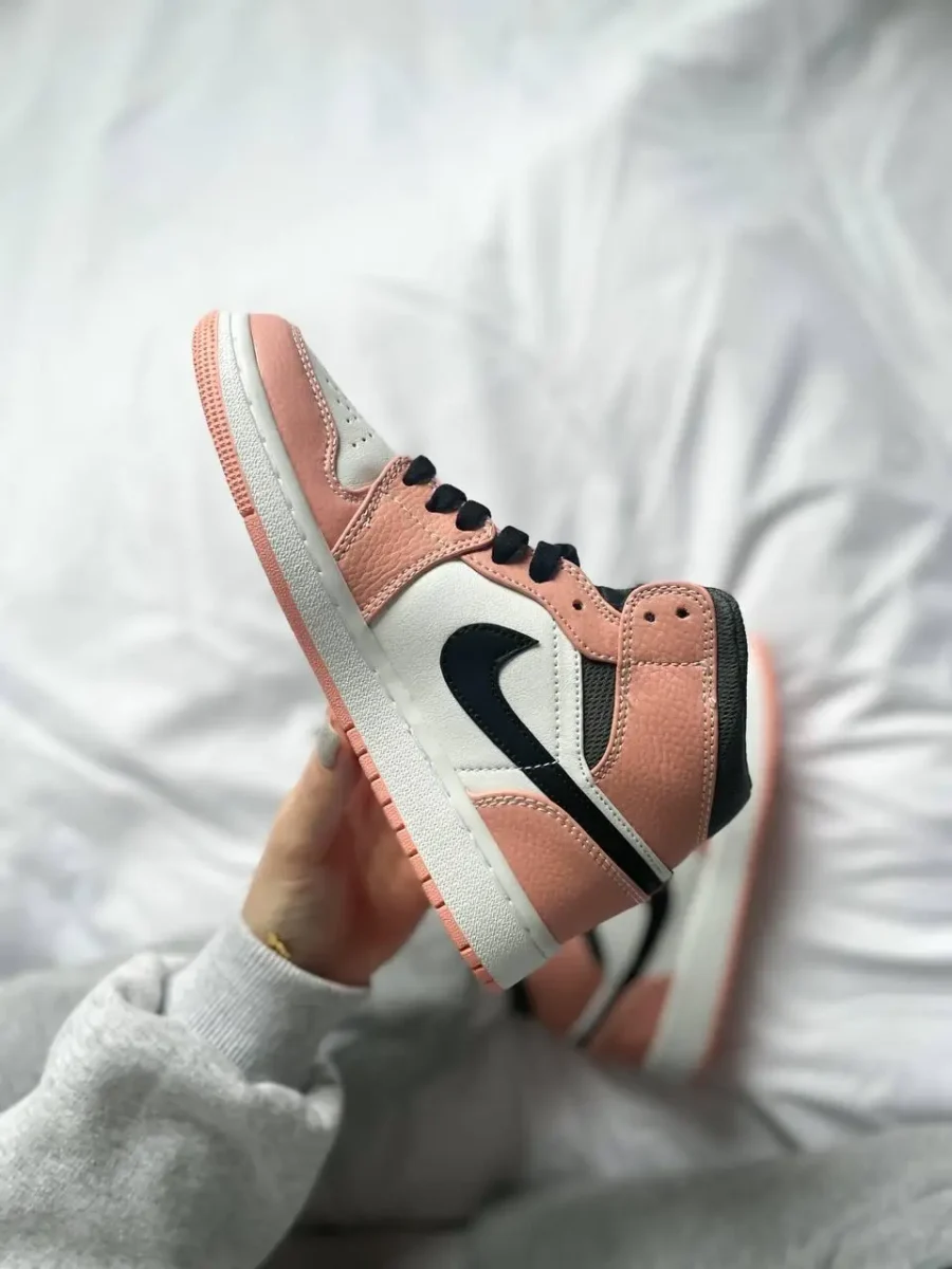 Nike Air Jordan 1 Mid Pink Quartz