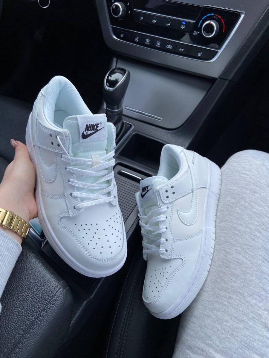 Nike Dunk Low Triple White 3